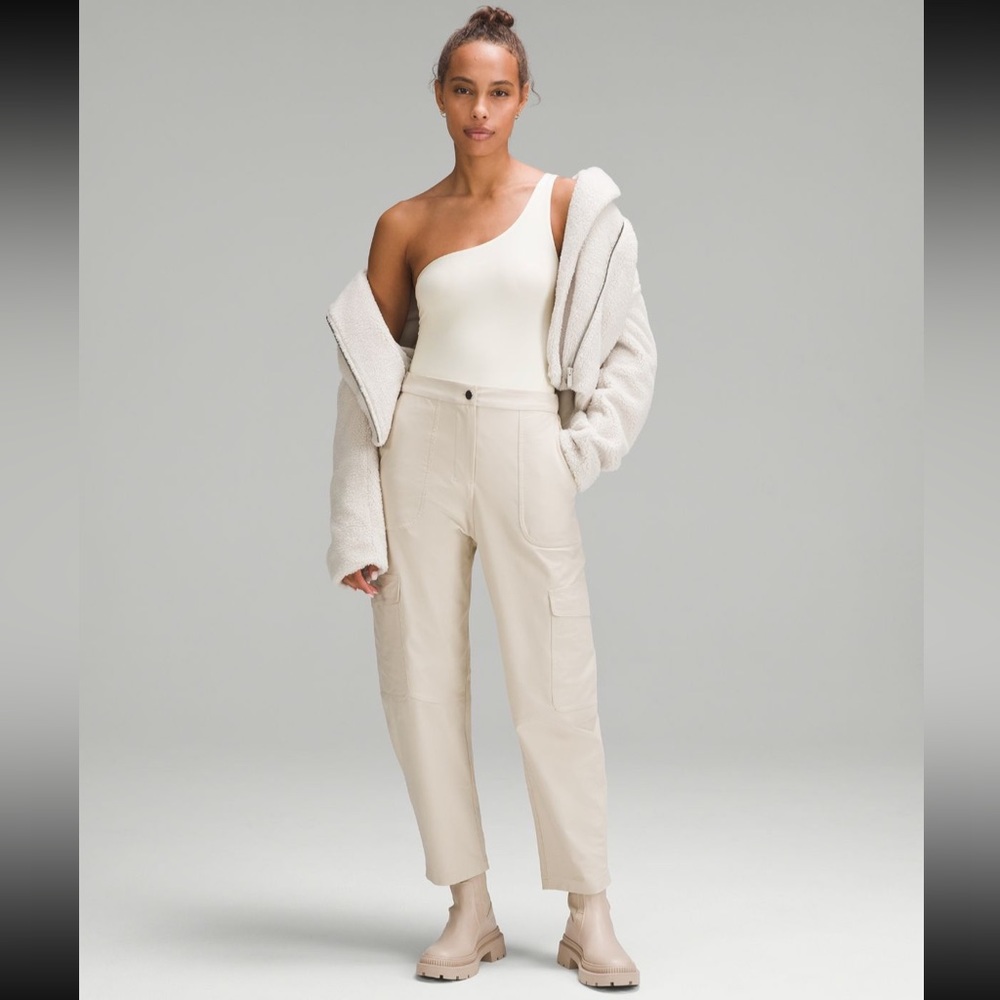 Nulu Asymmetrical Bodysuit - Picture 2 of 12